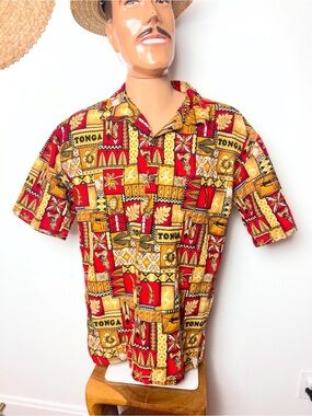 TONGA 90’s 90s Vintage Red & Gold Aloha Hawaiian Shirt 44 M